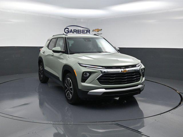 new 2026 Chevrolet TrailBlazer car, priced at $25,902