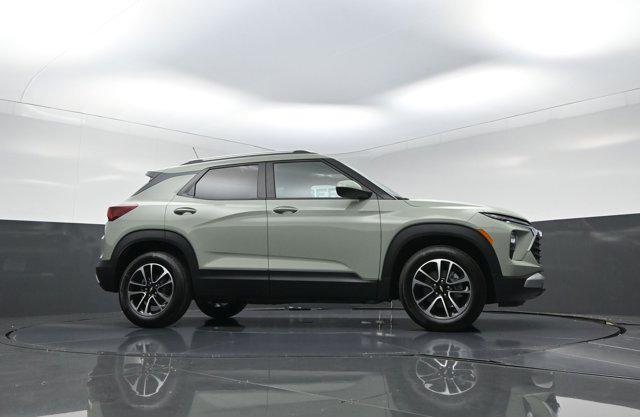 new 2026 Chevrolet TrailBlazer car, priced at $25,902