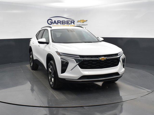 new 2025 Chevrolet Trax car, priced at $25,235