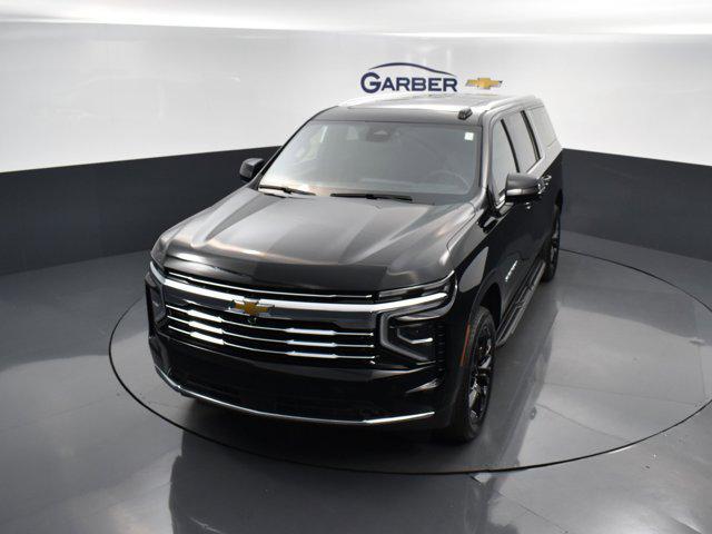 new 2025 Chevrolet Suburban car, priced at $76,400