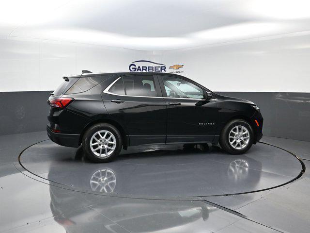 used 2022 Chevrolet Equinox car, priced at $17,894