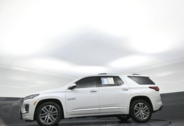 used 2024 Chevrolet Traverse car, priced at $45,484