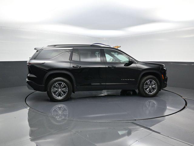 new 2026 Chevrolet Traverse car, priced at $43,120