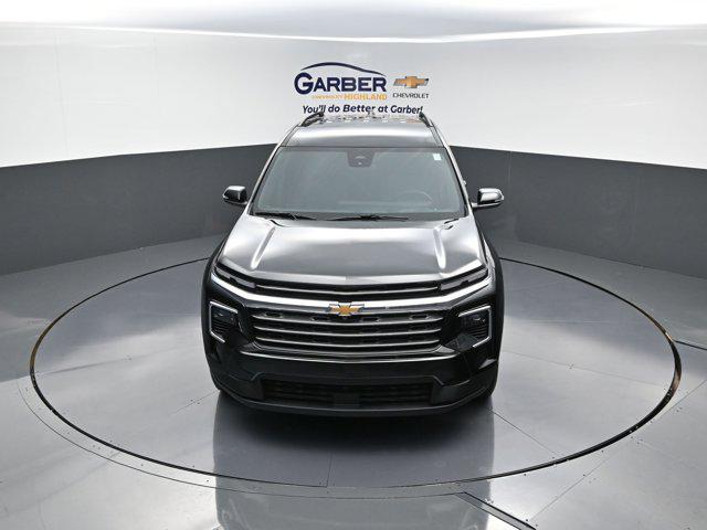 new 2026 Chevrolet Traverse car, priced at $43,120