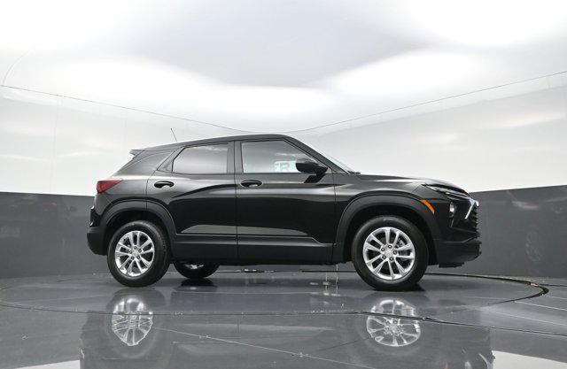 new 2026 Chevrolet TrailBlazer car, priced at $27,335