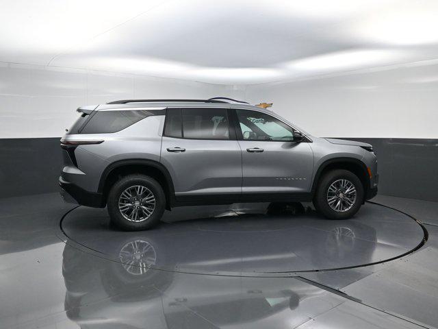 new 2026 Chevrolet Traverse car, priced at $43,120