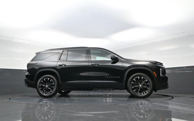 new 2025 Chevrolet Traverse car, priced at $44,282