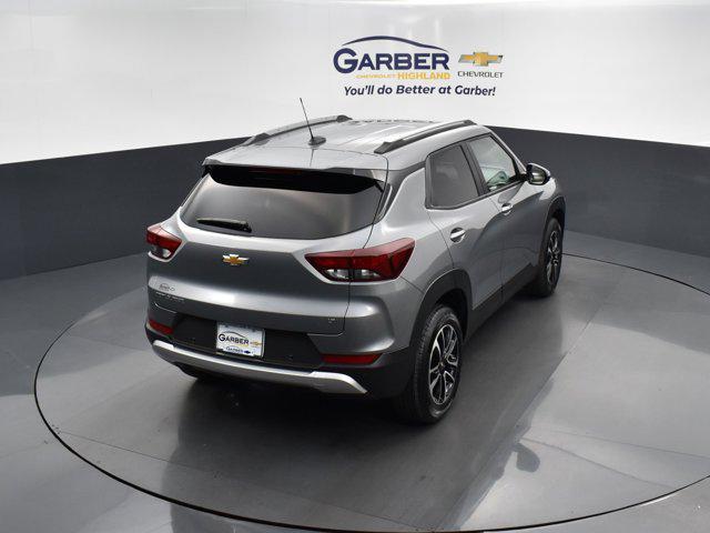 new 2025 Chevrolet TrailBlazer car, priced at $27,616