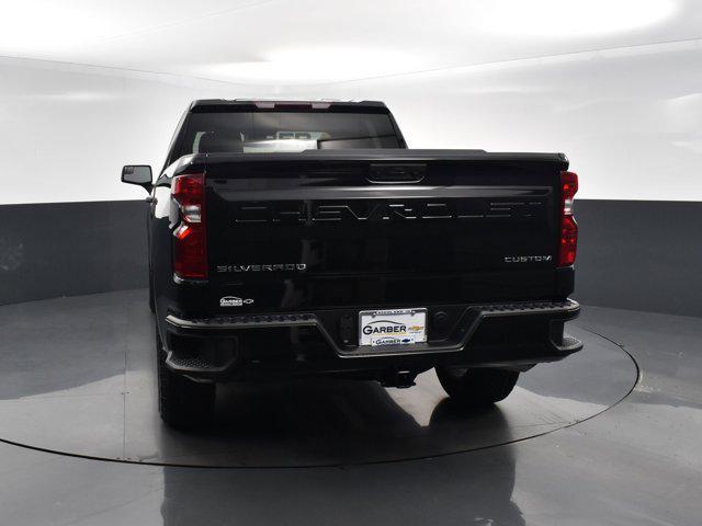 new 2025 Chevrolet Silverado 1500 car, priced at $45,000