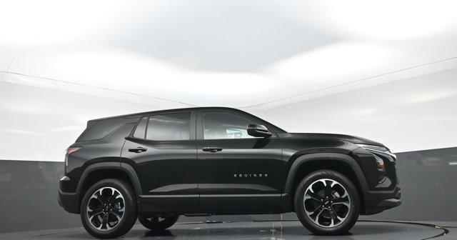 new 2026 Chevrolet Equinox car, priced at $33,428