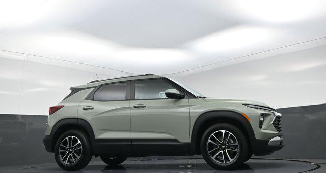 new 2026 Chevrolet TrailBlazer car, priced at $27,928