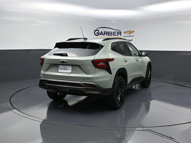 new 2025 Chevrolet Trax car, priced at $26,943