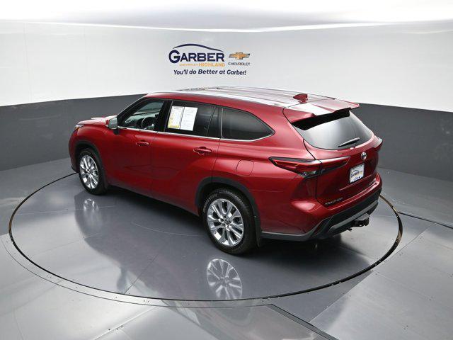 used 2020 Toyota Highlander car, priced at $30,350