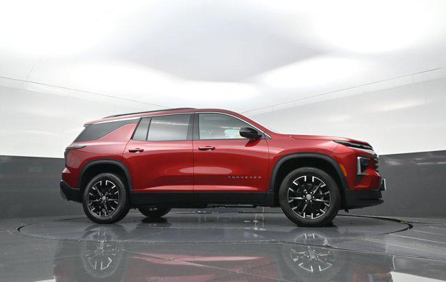new 2025 Chevrolet Traverse car, priced at $43,368