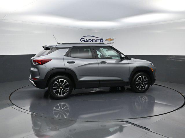 new 2026 Chevrolet TrailBlazer car, priced at $27,928