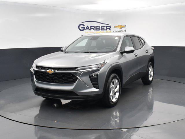 new 2025 Chevrolet Trax car, priced at $22,740