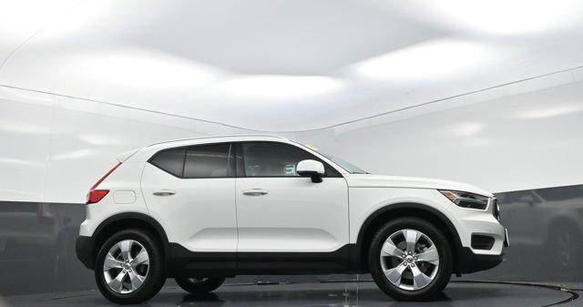 used 2020 Volvo XC40 car, priced at $21,950