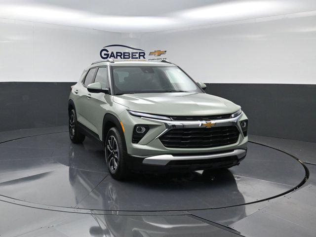 new 2026 Chevrolet TrailBlazer car, priced at $27,928