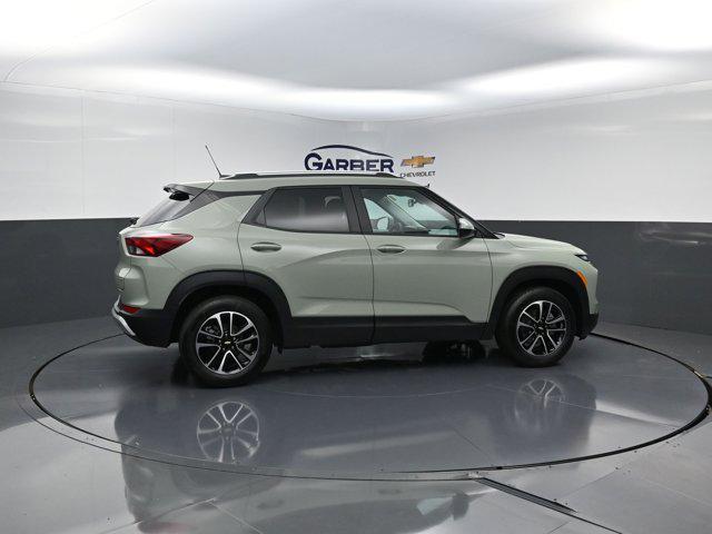 new 2026 Chevrolet TrailBlazer car, priced at $27,928