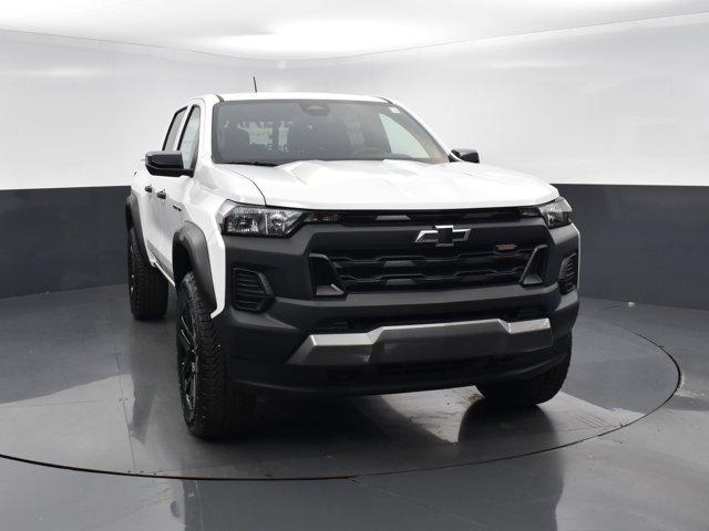 new 2024 Chevrolet Colorado car, priced at $39,970