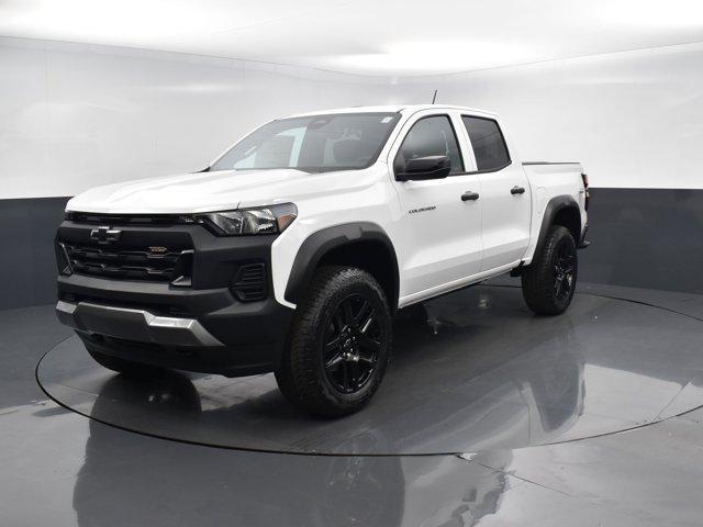 new 2024 Chevrolet Colorado car, priced at $39,970