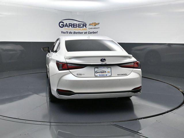 used 2020 Lexus ES 300h car, priced at $30,950