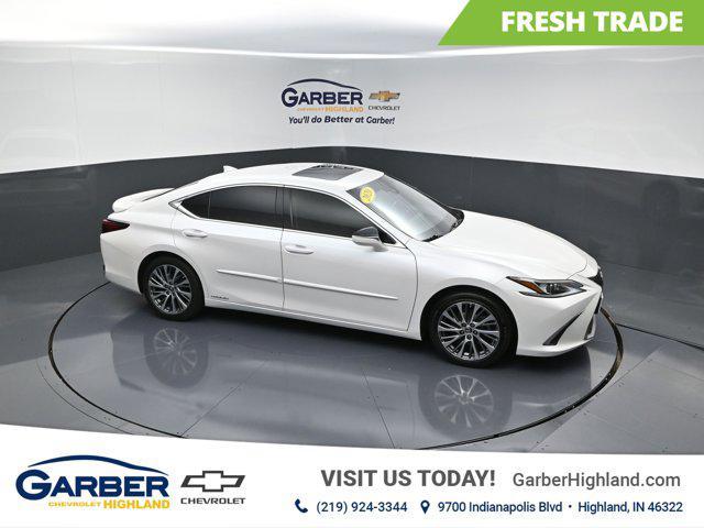 used 2020 Lexus ES 300h car, priced at $30,950
