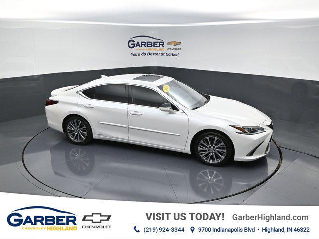 used 2020 Lexus ES 300h car, priced at $30,850