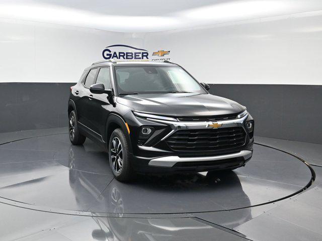 new 2026 Chevrolet TrailBlazer car, priced at $27,928