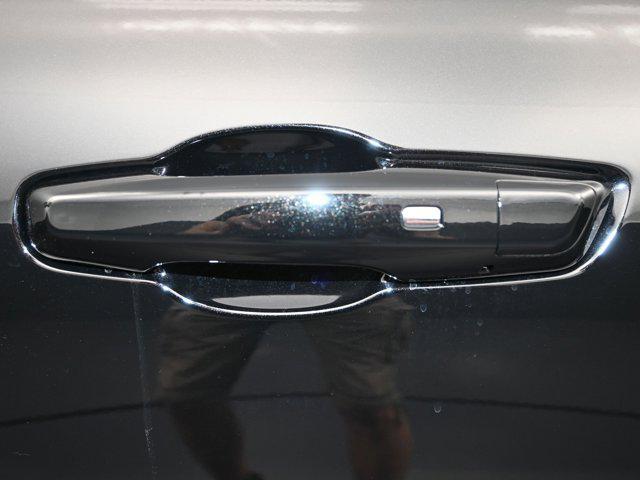 new 2025 Chevrolet Traverse car, priced at $41,560