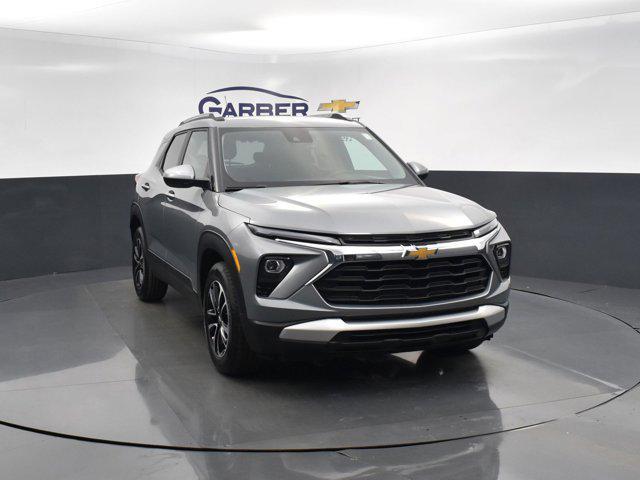 new 2025 Chevrolet TrailBlazer car, priced at $27,753