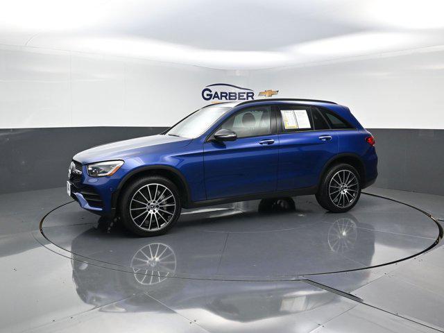 used 2020 Mercedes-Benz GLC 300 car, priced at $27,892