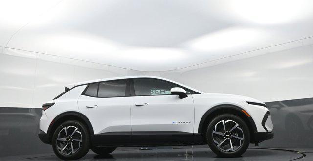 new 2026 Chevrolet Equinox EV car, priced at $33,605