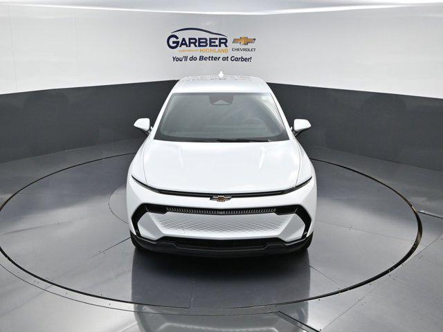 new 2026 Chevrolet Equinox EV car, priced at $33,605
