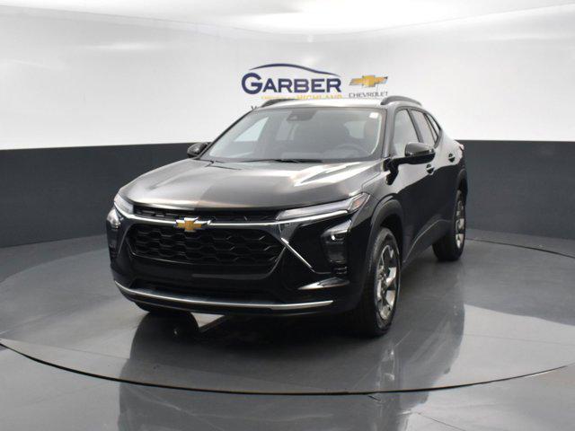 new 2025 Chevrolet Trax car, priced at $24,735