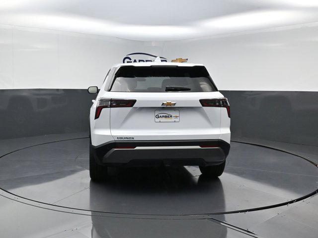 new 2026 Chevrolet Equinox car, priced at $29,505