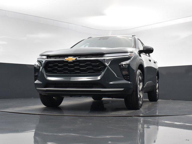 new 2025 Chevrolet Trax car, priced at $25,235