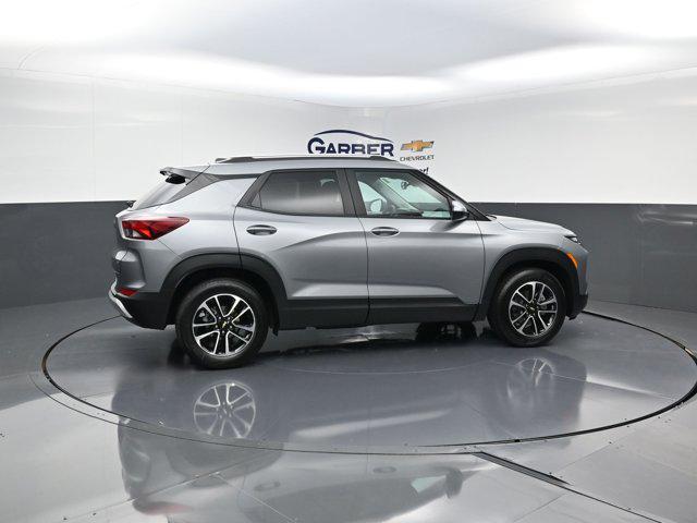 new 2026 Chevrolet TrailBlazer car, priced at $27,928