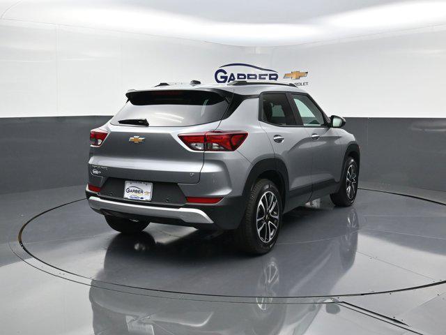 new 2026 Chevrolet TrailBlazer car, priced at $27,928