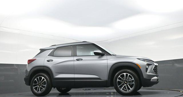 new 2026 Chevrolet TrailBlazer car, priced at $27,928
