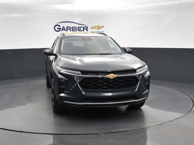 new 2025 Chevrolet Trax car, priced at $24,535