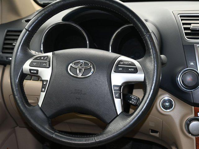 used 2013 Toyota Highlander car, priced at $16,998