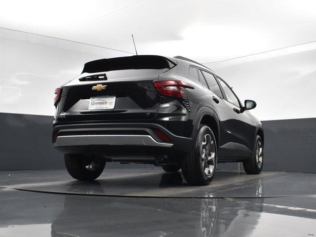 new 2025 Chevrolet Trax car, priced at $25,235