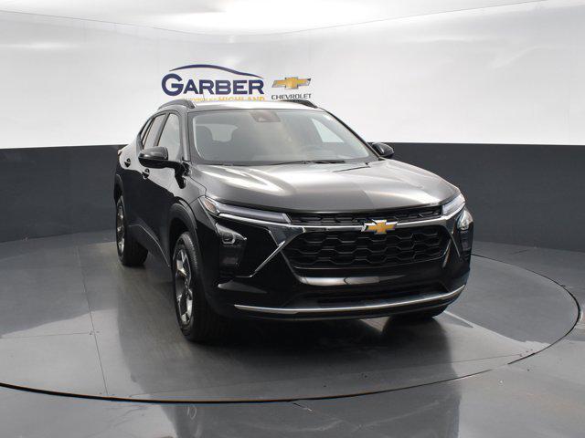 new 2025 Chevrolet Trax car, priced at $25,235