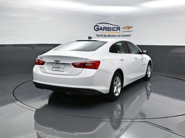 used 2018 Chevrolet Malibu car, priced at $15,498