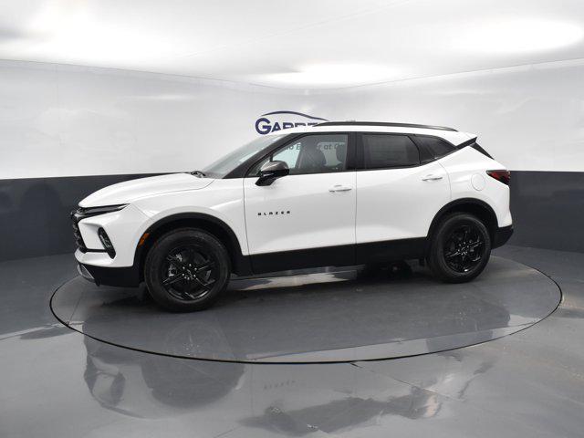 new 2025 Chevrolet Blazer car, priced at $36,965