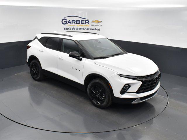 new 2025 Chevrolet Blazer car, priced at $36,965