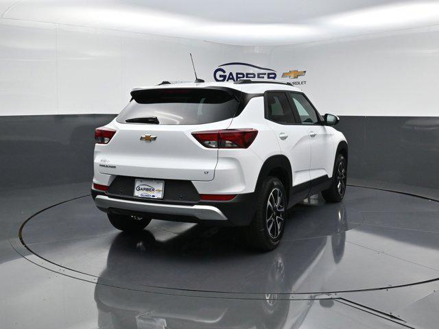 new 2026 Chevrolet TrailBlazer car, priced at $27,928