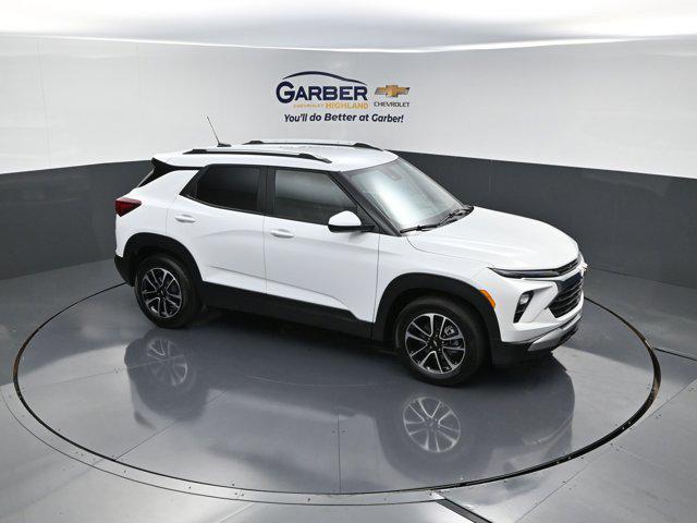 new 2026 Chevrolet TrailBlazer car, priced at $27,928