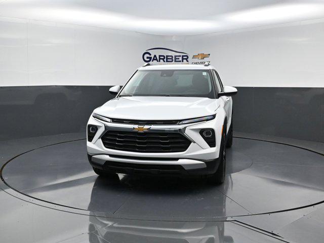 new 2026 Chevrolet TrailBlazer car, priced at $27,928